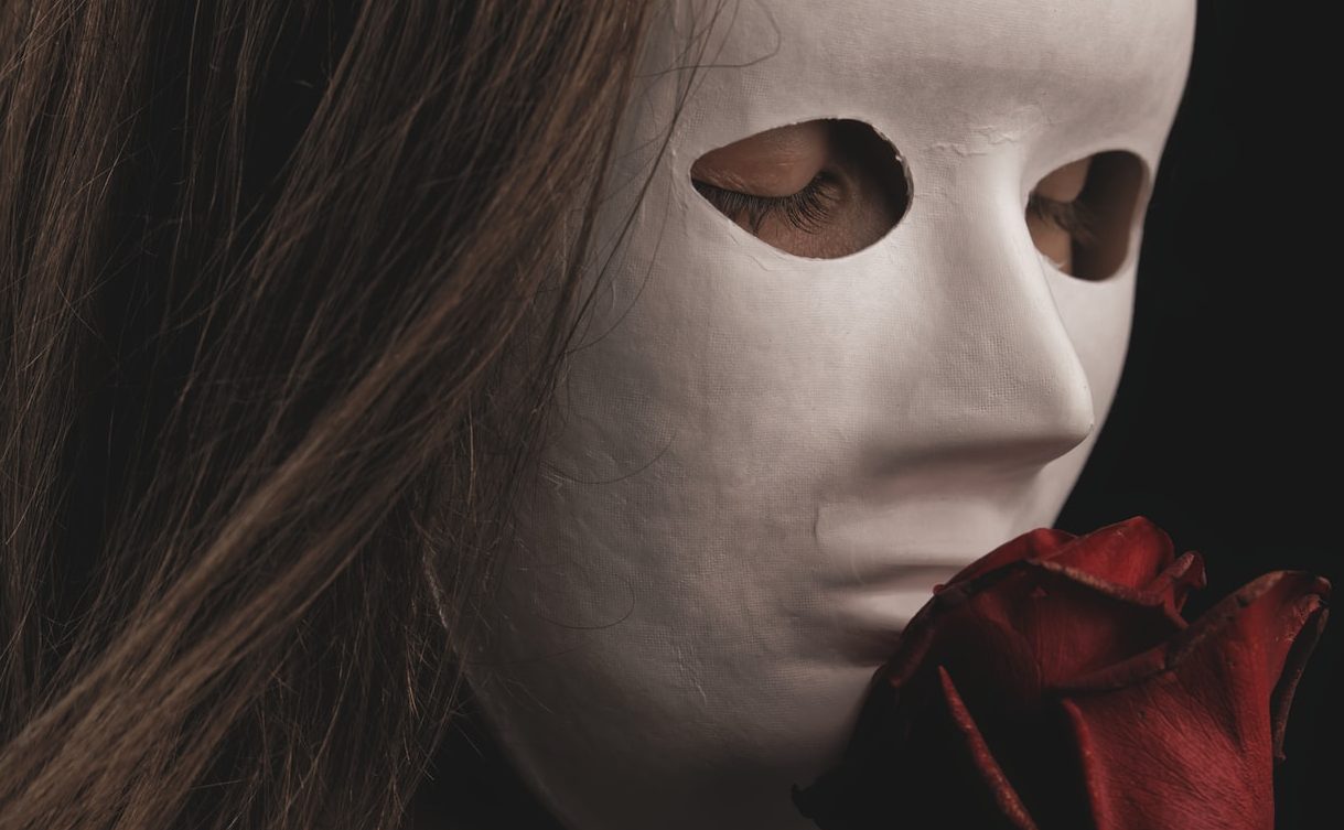 The Me I Keep Hidden Braced By Truth(00)